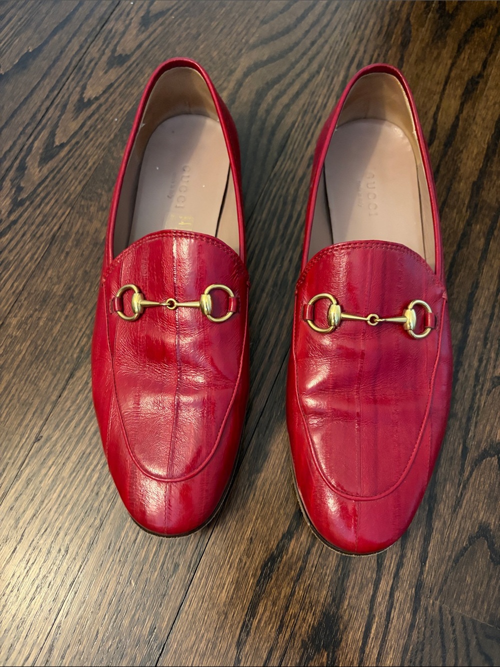 Gucci red leather loafer size 8